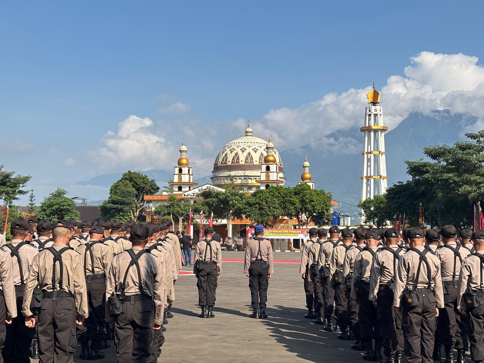 Siswa Bintara menjalani Pendidikan SPN Polda Metro Jaya di Cigombong, Sukabumi, Jawa Barat